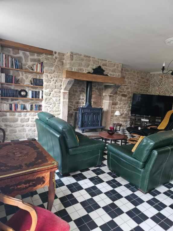 Les 13 Lavoirs D'Antan - Chambre Globe-Trotteur Saint-Pierre-Église Eksteriør bilde