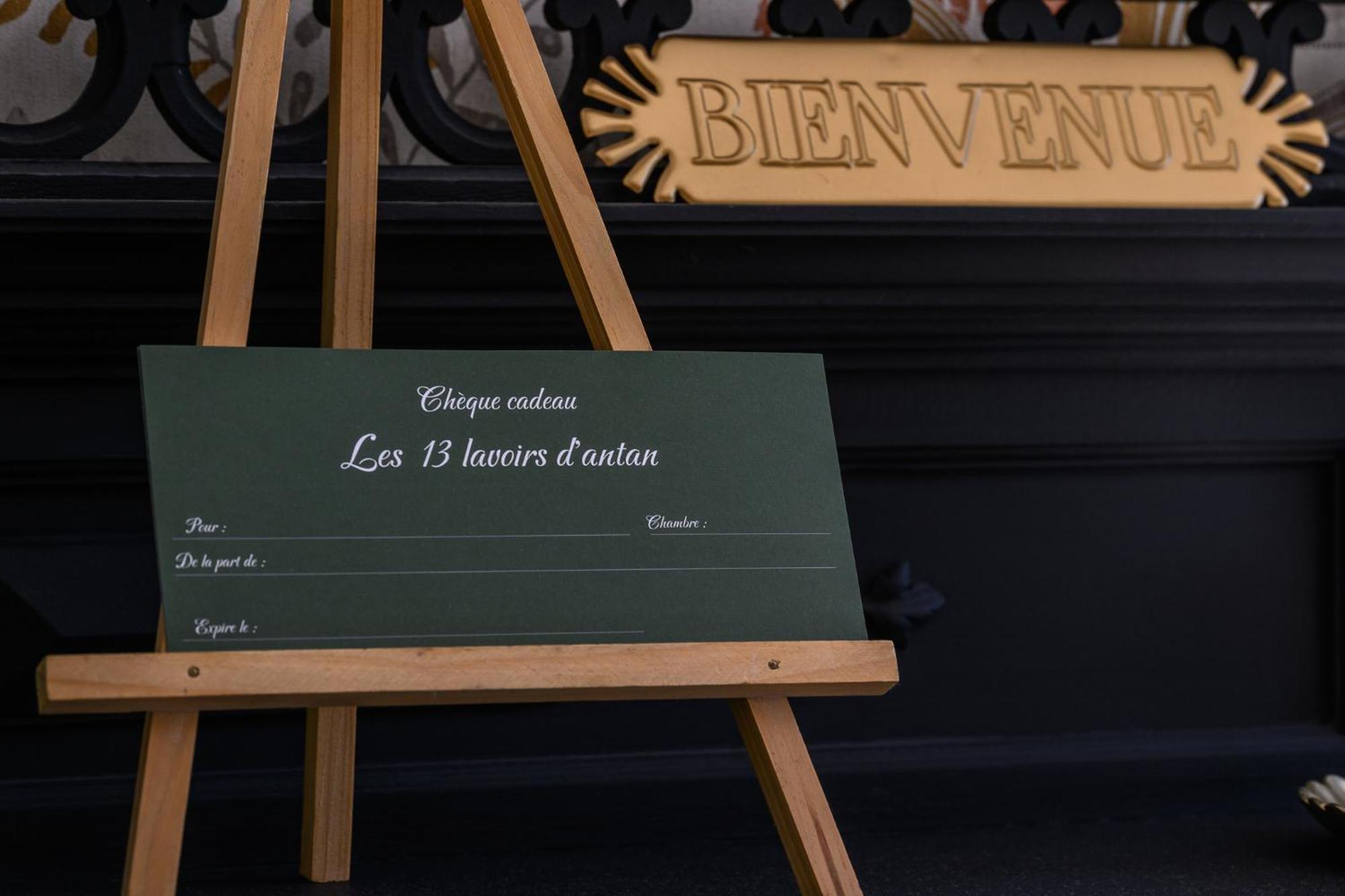 Les 13 Lavoirs D'Antan - Chambre Globe-Trotteur Saint-Pierre-Église Eksteriør bilde